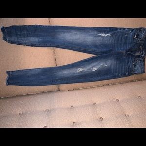 Stretchy high waisted jeans